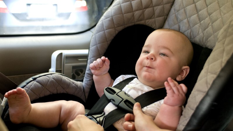 Auto sjedala za djecu s sustavom montaže