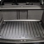 Praktično rješenje za čistoću i organizaciju prtljažnika tipska korita za prtljažnik automobila